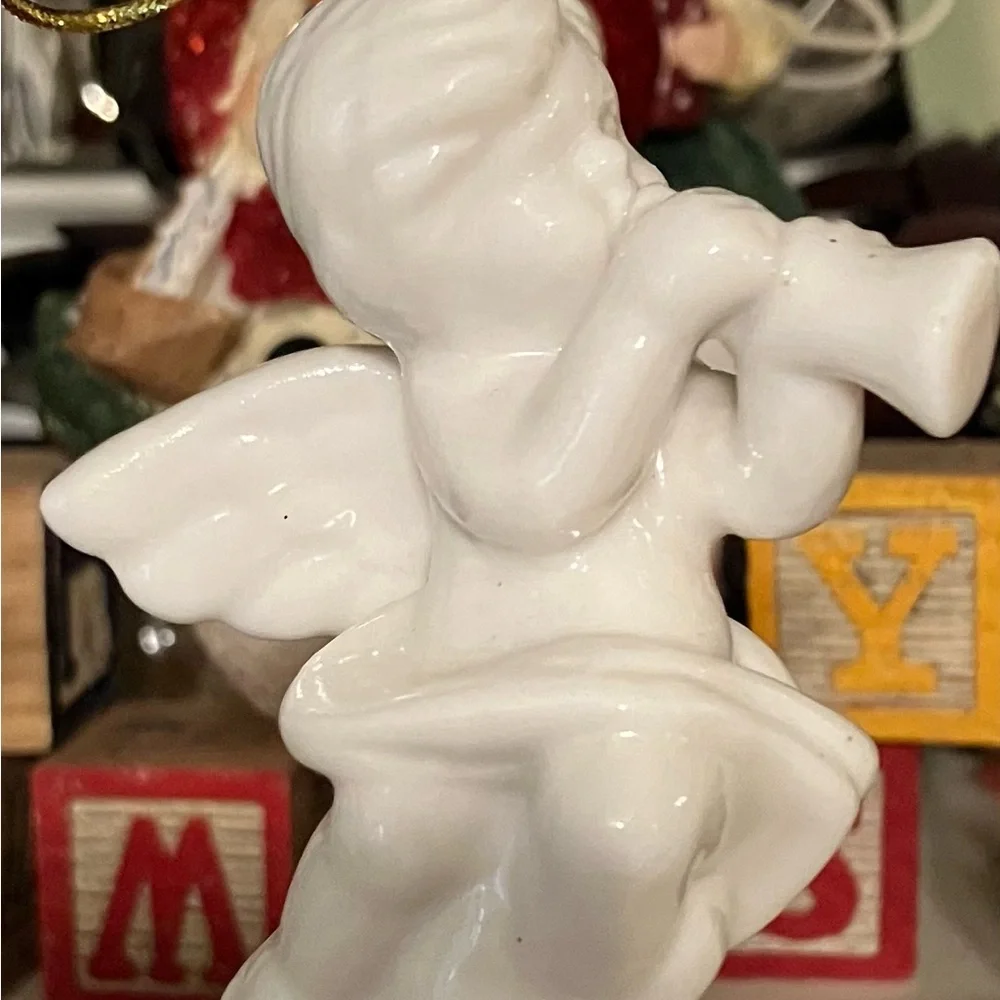 Porcelain Musical Angels Set of 3 15+yrs Old White Have 2 sets